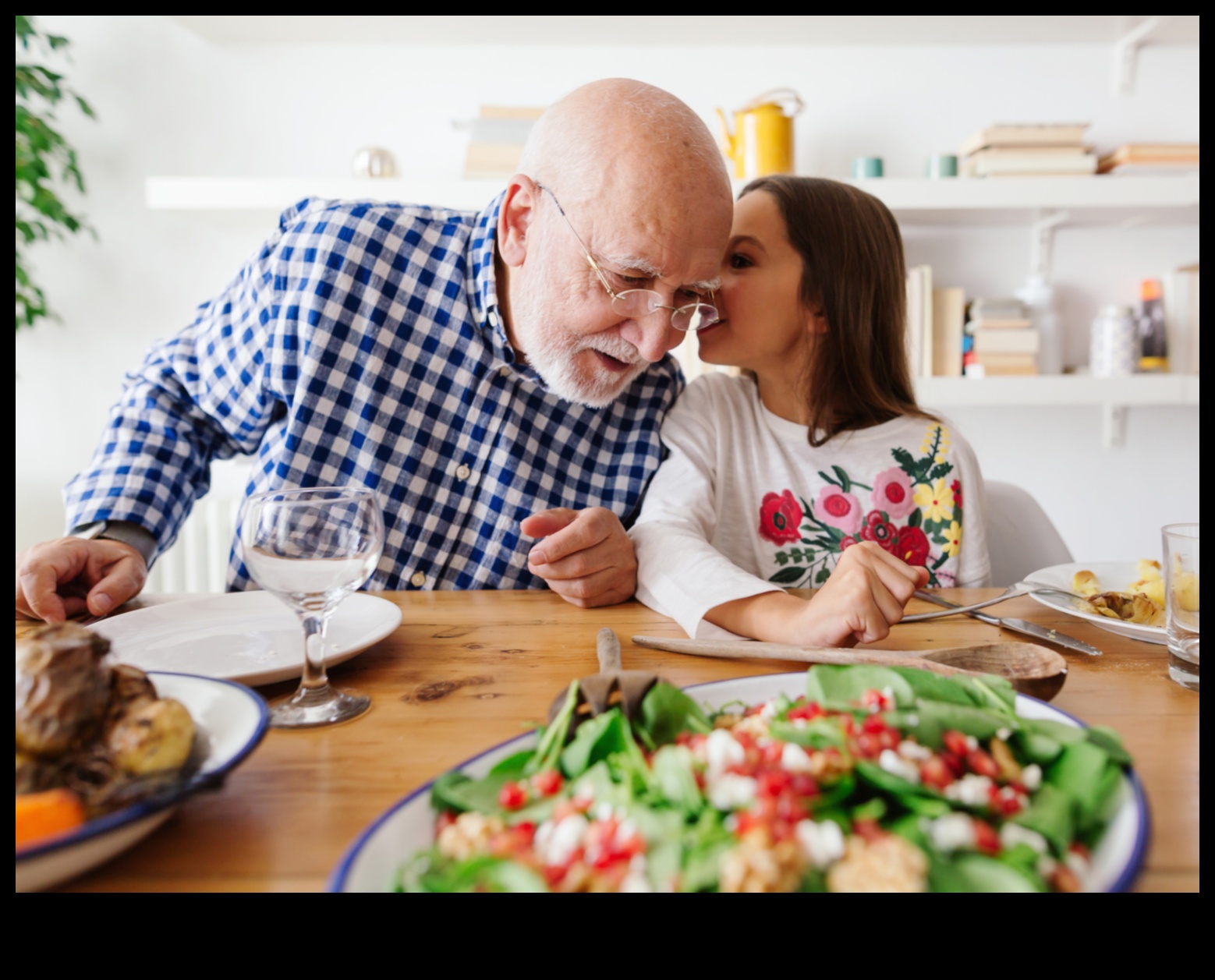 Her Lokmada Sağlık: Canlı Yaşlanma İçin Geriatrik Beslenme